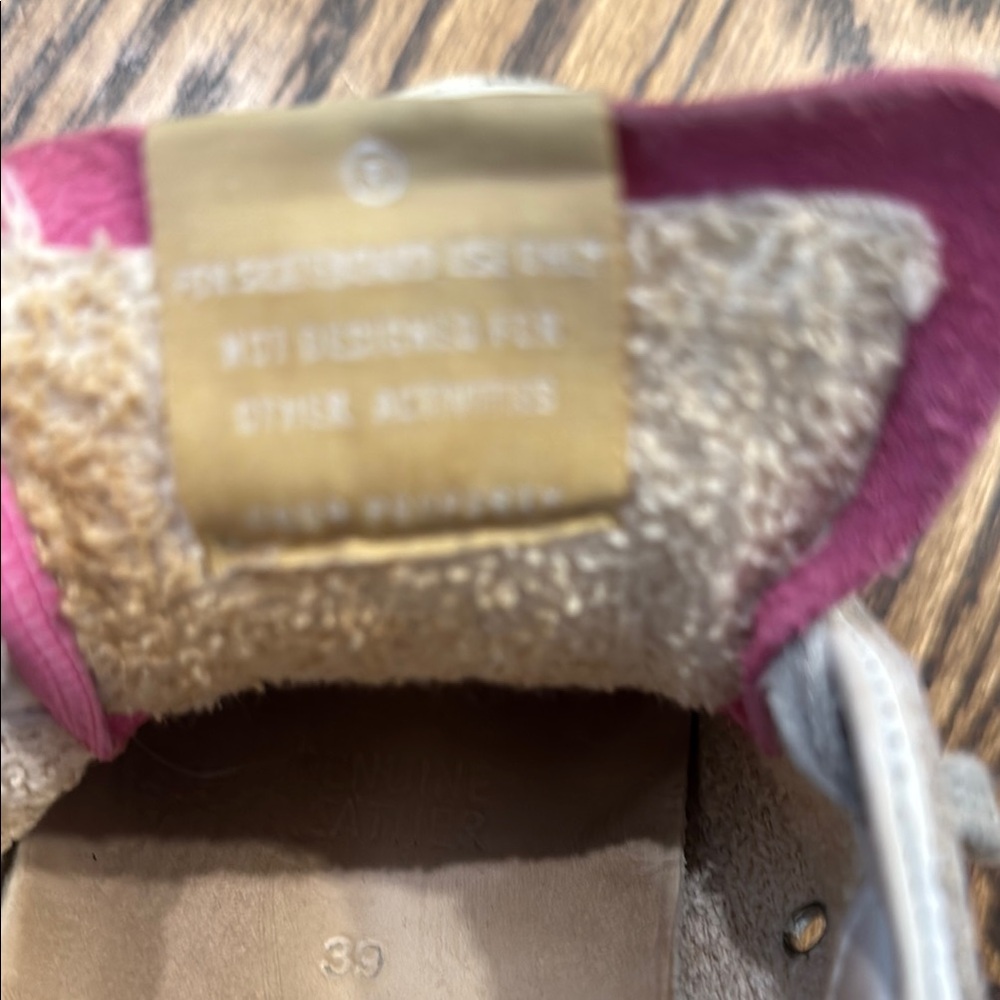 Golden Goose Superstar Sneakers Size 9 - Picture 7 of 9